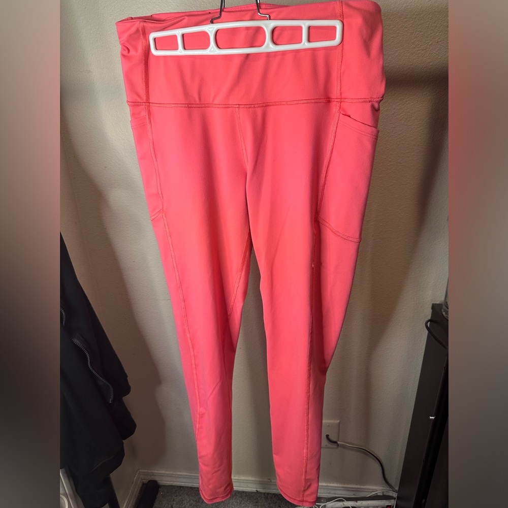 Pink leggings